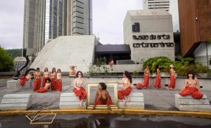 Violette Bule, artista Arttextum